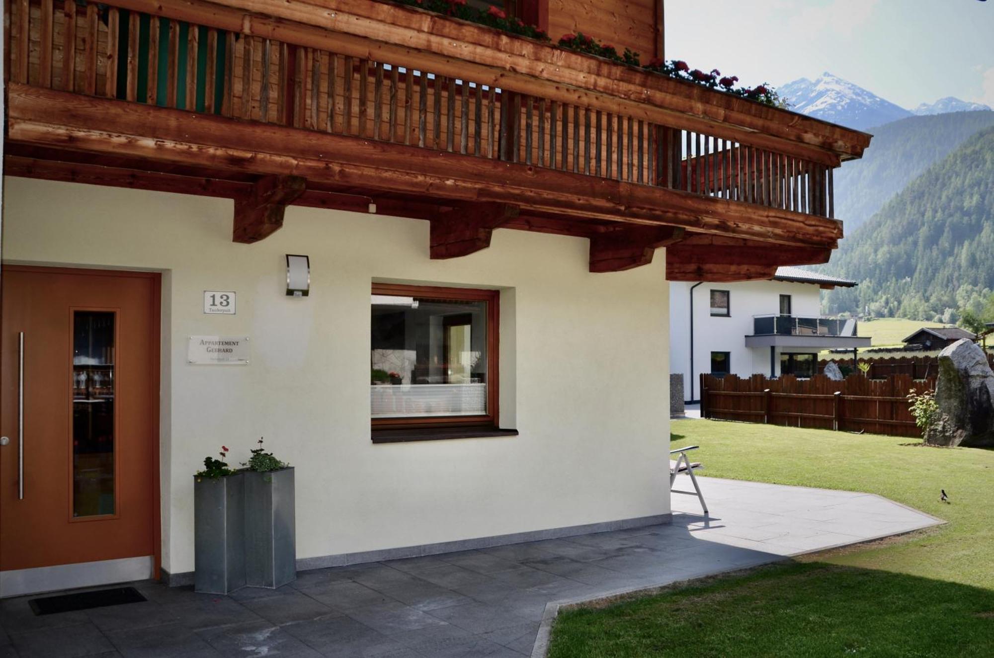 Ferienhaus Tirol Im Oetztal ウムハウゼン エクステリア 写真